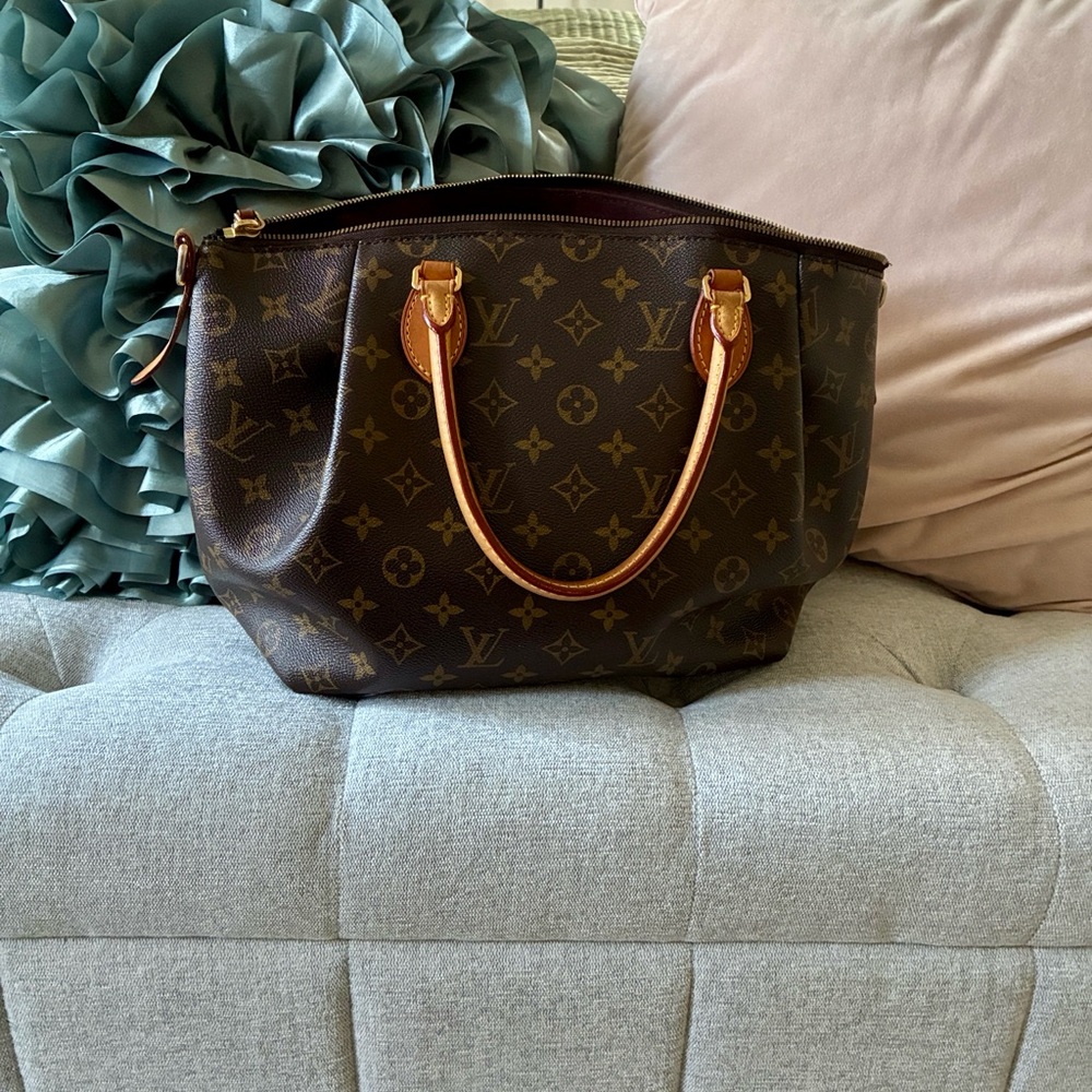 Louis Vuitton Turenne MM